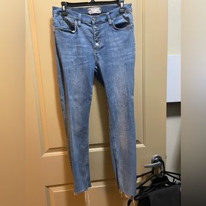 Free people skinny Jean, high rise, size 27.